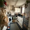 Photo 4: kitchen