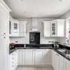 Photo 2: Kitchen