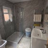 Photo 5: Main Bathroom