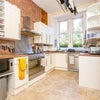 Photo 2: Kitchen