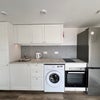 Photo 3: Kitchen