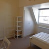 Photo 3: Room 3/3