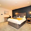 Photo 2: Room 4