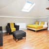 Photo 3: Room 1