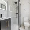 Photo 5: Ensuite 