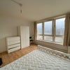 Photo 4: ROOM 1