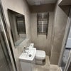 Photo 8: Room 8 bathroom