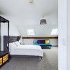 Photo 7: Room 6