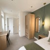 Photo 4: Room 2