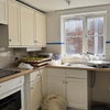 Photo 5: Kitchen