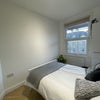 Photo 2: Double bedroom 