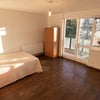 Photo 4: room A