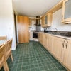 Photo 4: Well-equipped kitchen with integrated appliances