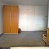 Photo 4: Room 1