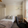 Photo 4: Bedroom