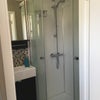 Photo 16: Room 5: Ensuite bathroom with 24/7 running hot water