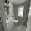 Photo 4: Washroom