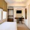Photo 5: Room 1