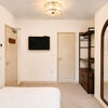 Photo 10: Room 5