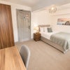 Photo 13: Room 8 En Suite