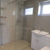 Photo 4: En-suite Shower Room