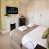 Photo 6: Room 4