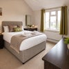 Photo 4: Room 4