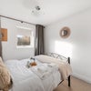 Photo 5: Room 1: Double bed