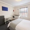 Photo 2: Studio 4 En Suite