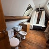 Photo 5: Own bathroom