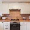 Photo 6: Kitchen