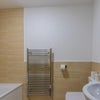 Photo 8: Main bathroom (second floor)