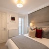 Photo 4: Room 8
