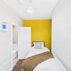 Photo 4: Room 3