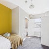 Photo 4: Room 4 - taken