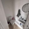 Photo 3: En suite