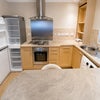 Photo 2: kitchen