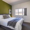 Photo 8: Room 2