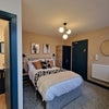 Photo 6: Room 5