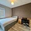 Photo 12: Room 4