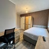 Photo 17: Room 2