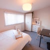 Photo 6: Room 2