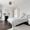 Photo 4: Room 2