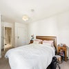 Photo 6: Ensuite Room E1