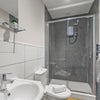 Photo 4: En-Suite