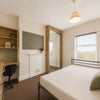 Photo 10: Room 5
