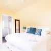 Photo 6: Bedroom