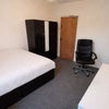 Photo 3: Room 1