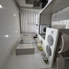 Photo 1: Kitchen 