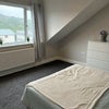 Photo 5: bedroom